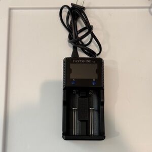 Eastshine S2 Black Battery Charger